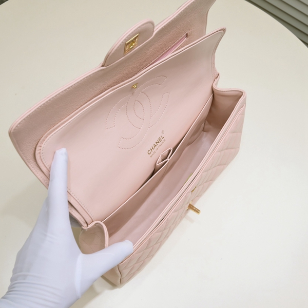 シャネルバッグ着用イメージ